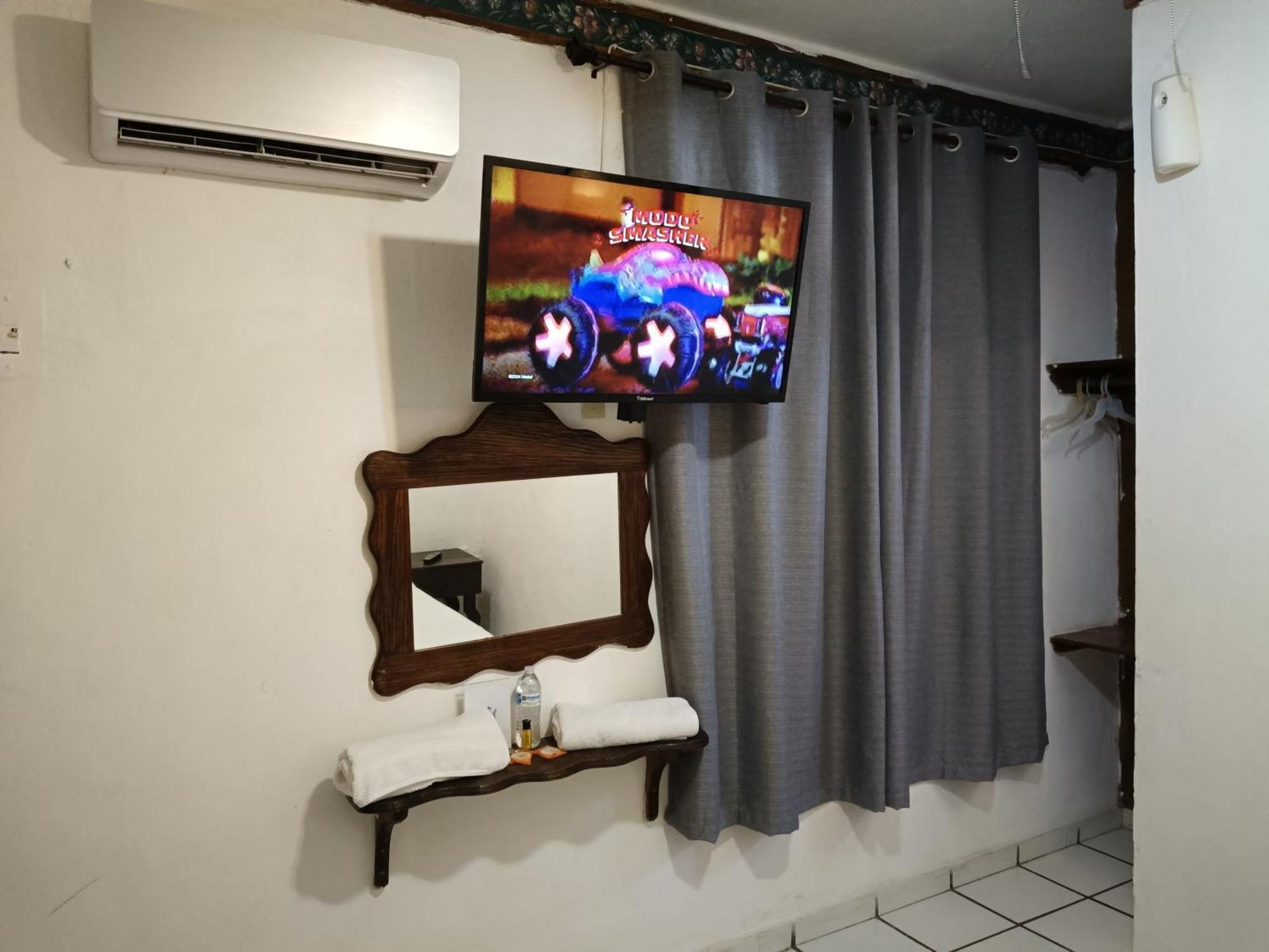 Hotel Rath Campeche Kültér fotó