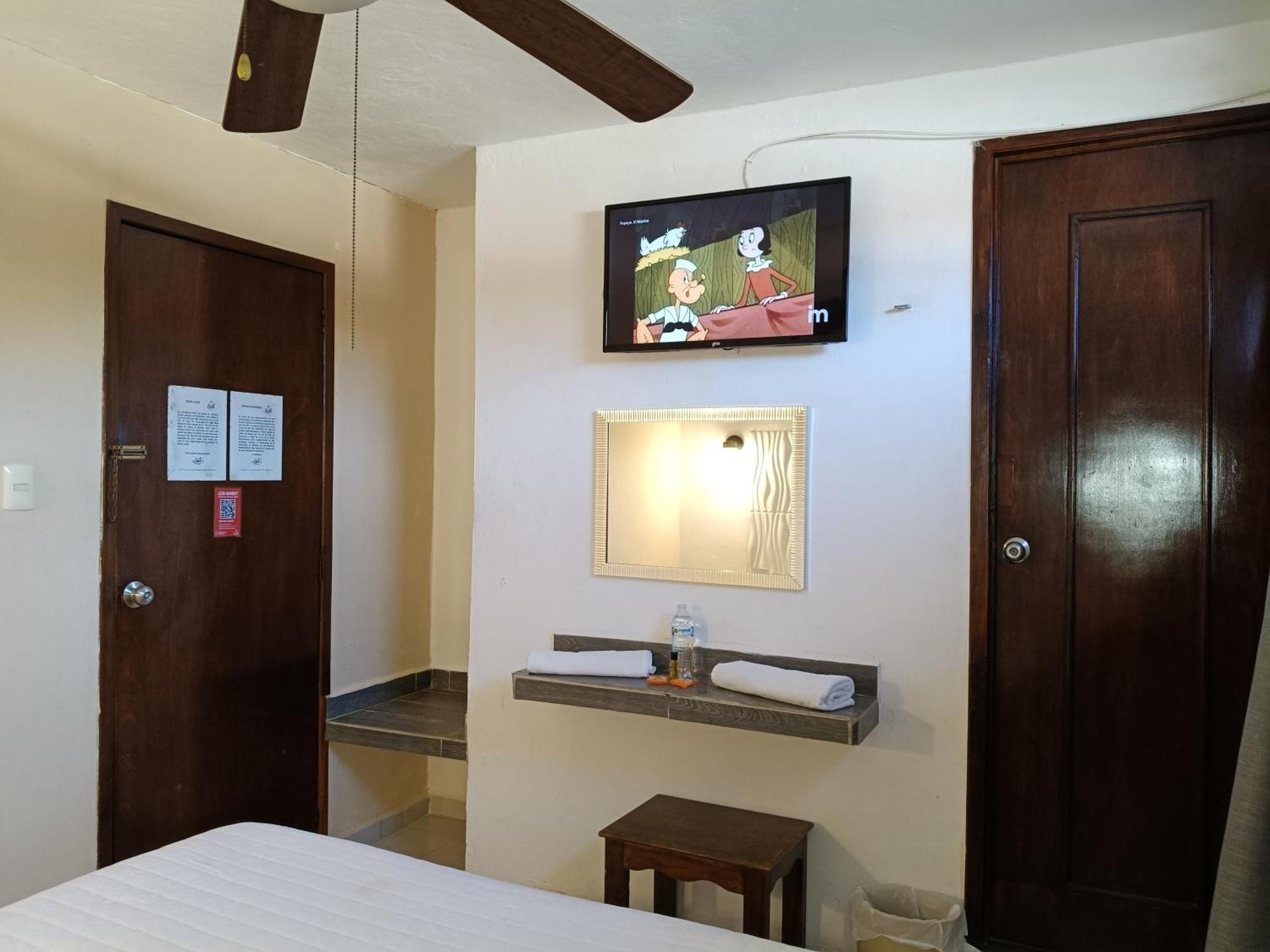 Hotel Rath Campeche Kültér fotó